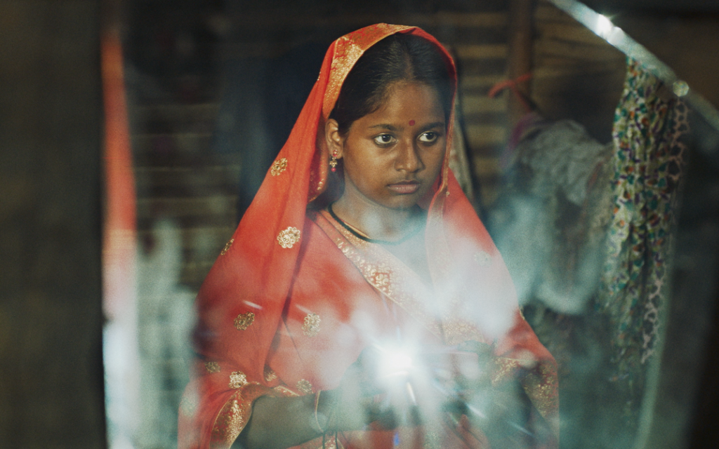 “The Weight of Light” wins 2 awards in Paris